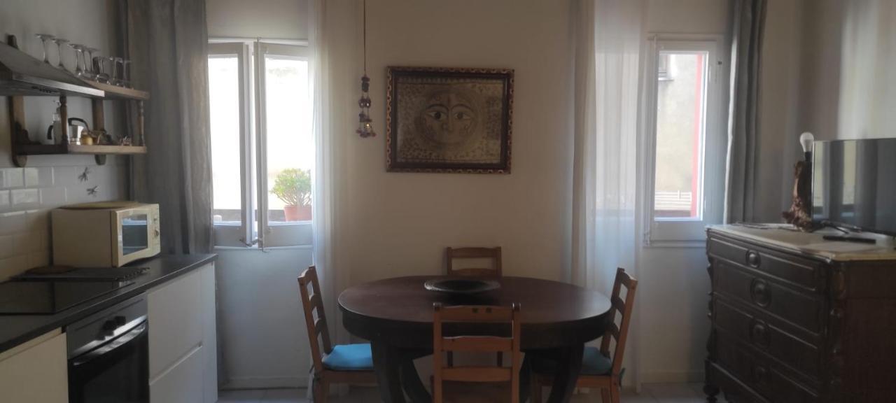 Blau Lägenhet Masnou Exteriör bild